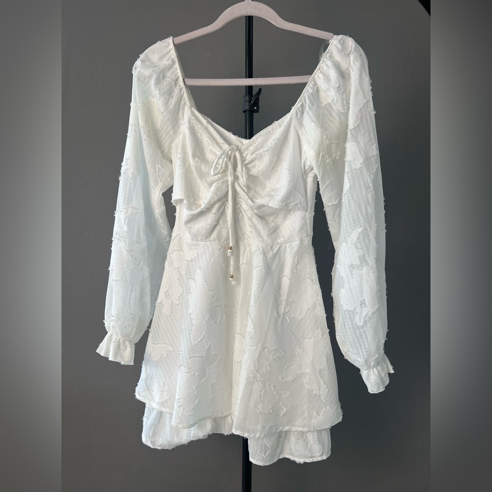 Elegant White Mini Dress